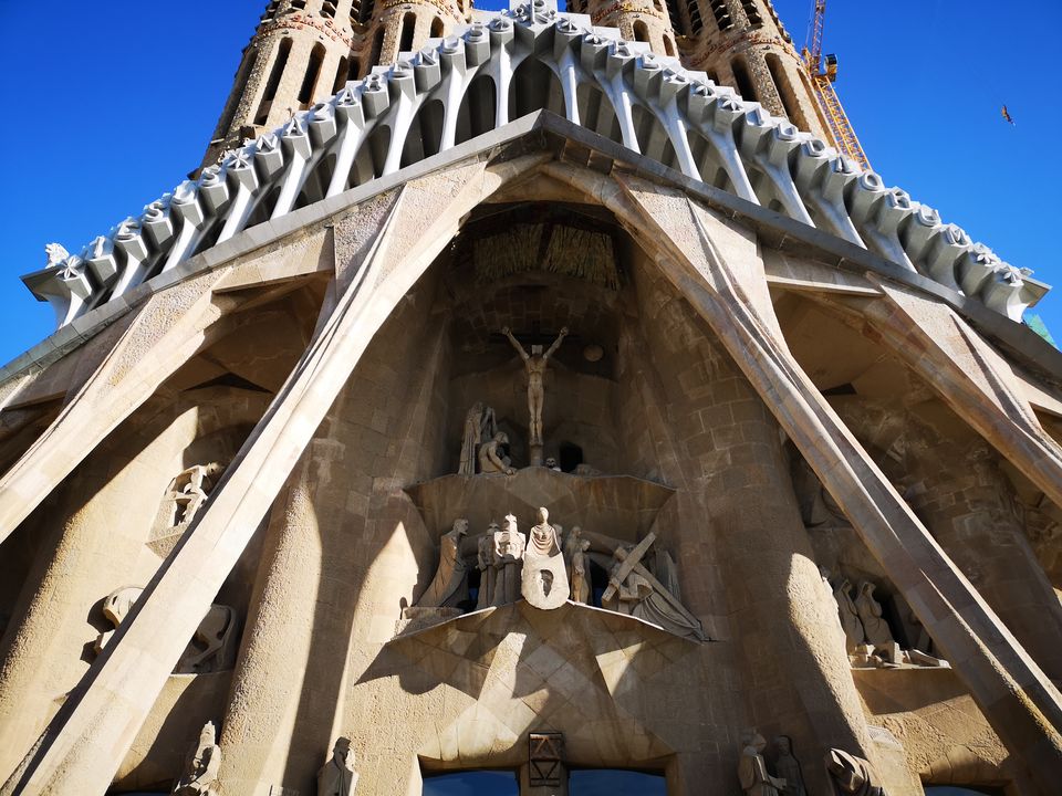 Photo of La Sagrada Familia, Carrer de Mallorca, Barcelona, Spain by Dianne Goh