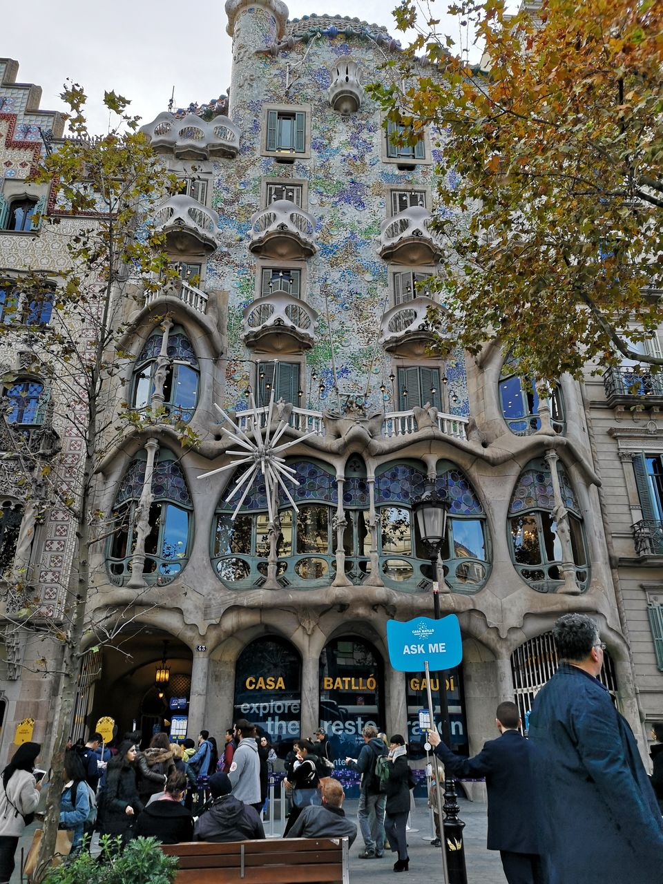 Photo of Casa Milà, Provença, Barcelona, Spain by Dianne Goh