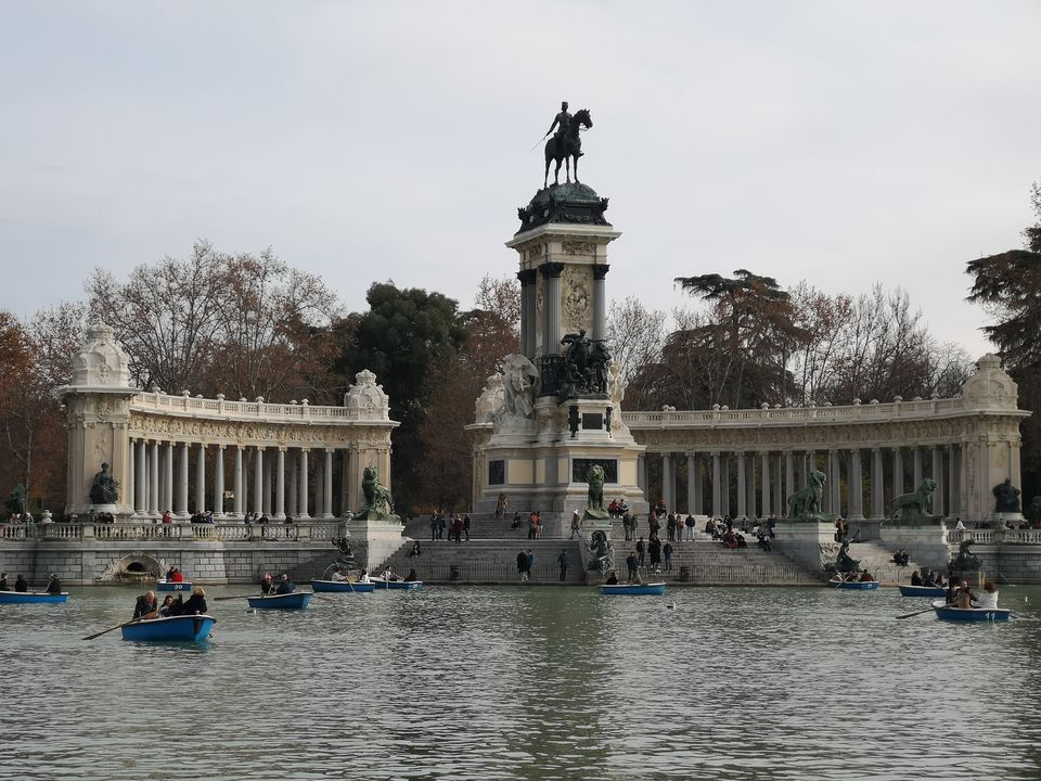 Photo of Retiro, Madrid, Spain by Dianne Goh