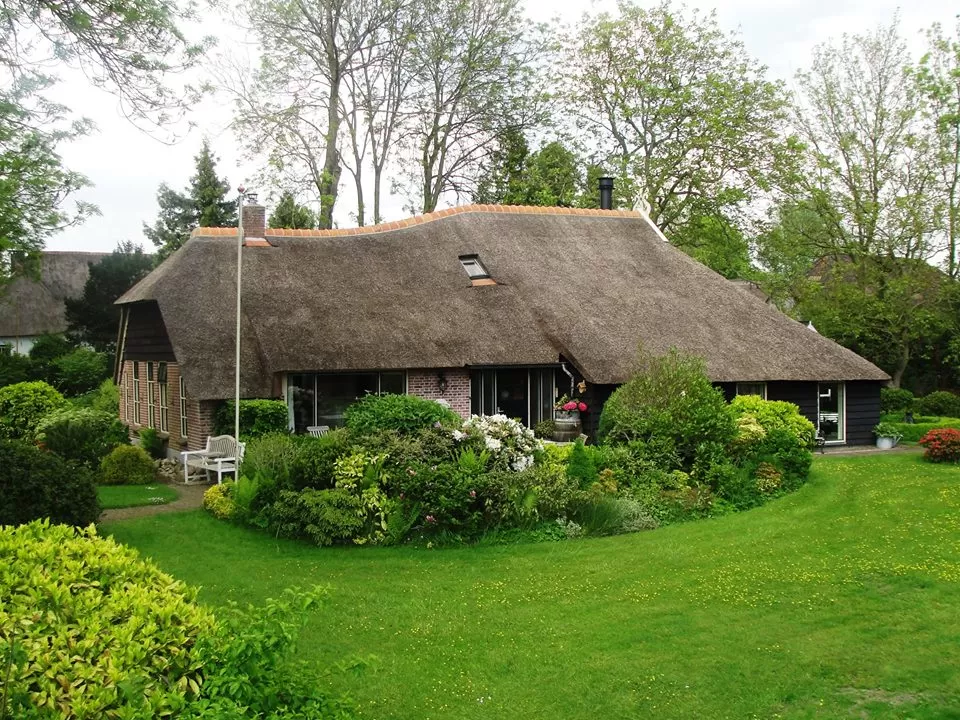 Photo of Giethoorn, Netherlands by Mrunal