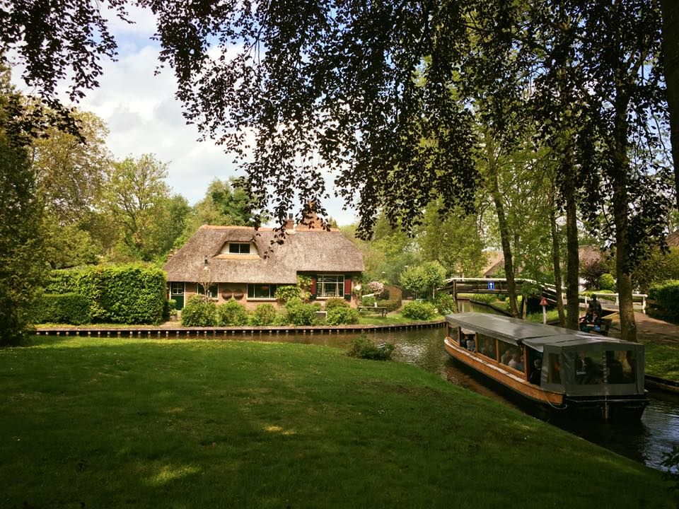 Photo of Giethoorn, Netherlands by Mrunal