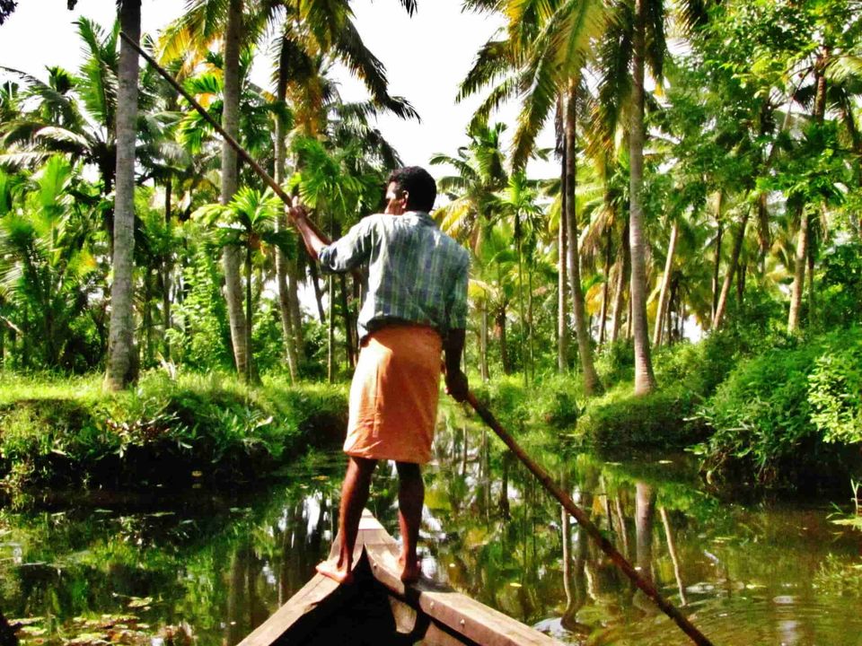 Photo of Village Backwater Tour - cochin sightseeing tour 1/1 by Silvio Adler