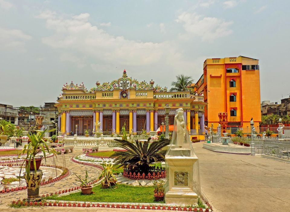 Photo of Jain Temple, Badri Das Temple Road, Gouri Bari, Kolkata, West Bengal, India by Dixit Motiwala