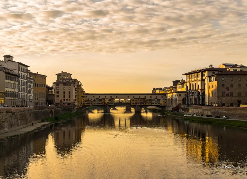 Photo of Ponte Vecchio, Ponte Vecchio, Florence, Metropolitan City of Florence, Italy by Divas Bahuguna