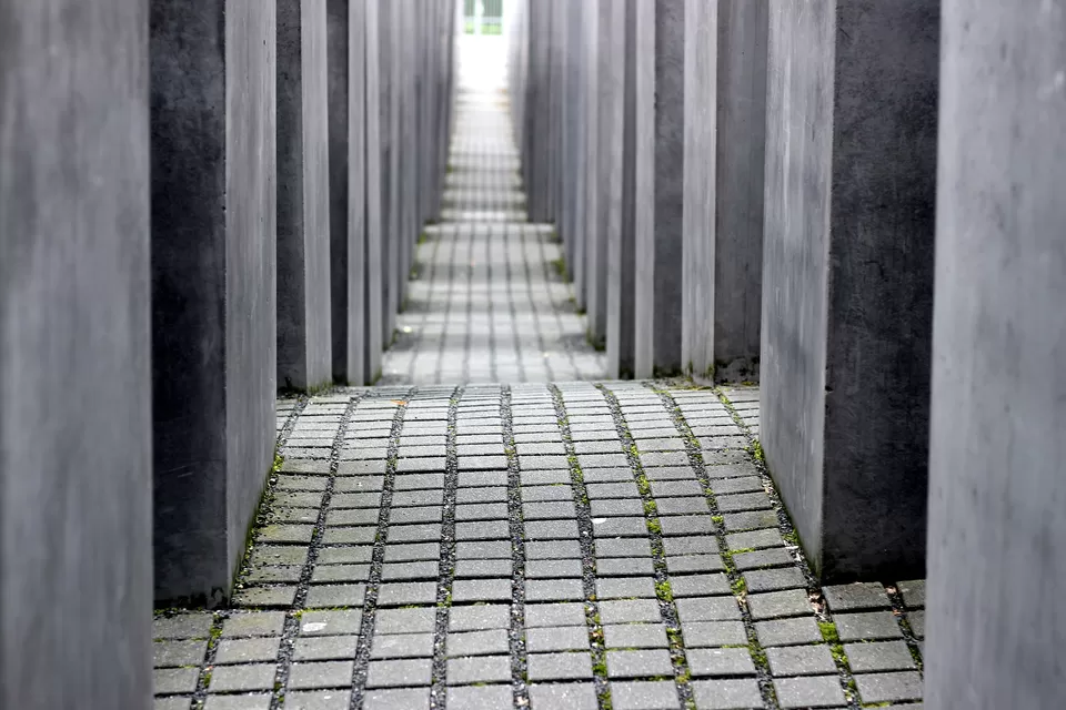 Photo of Memorial to the Murdered Jews of Europe, Cora-Berliner-Straße, Berlin, Germany by Divas Bahuguna