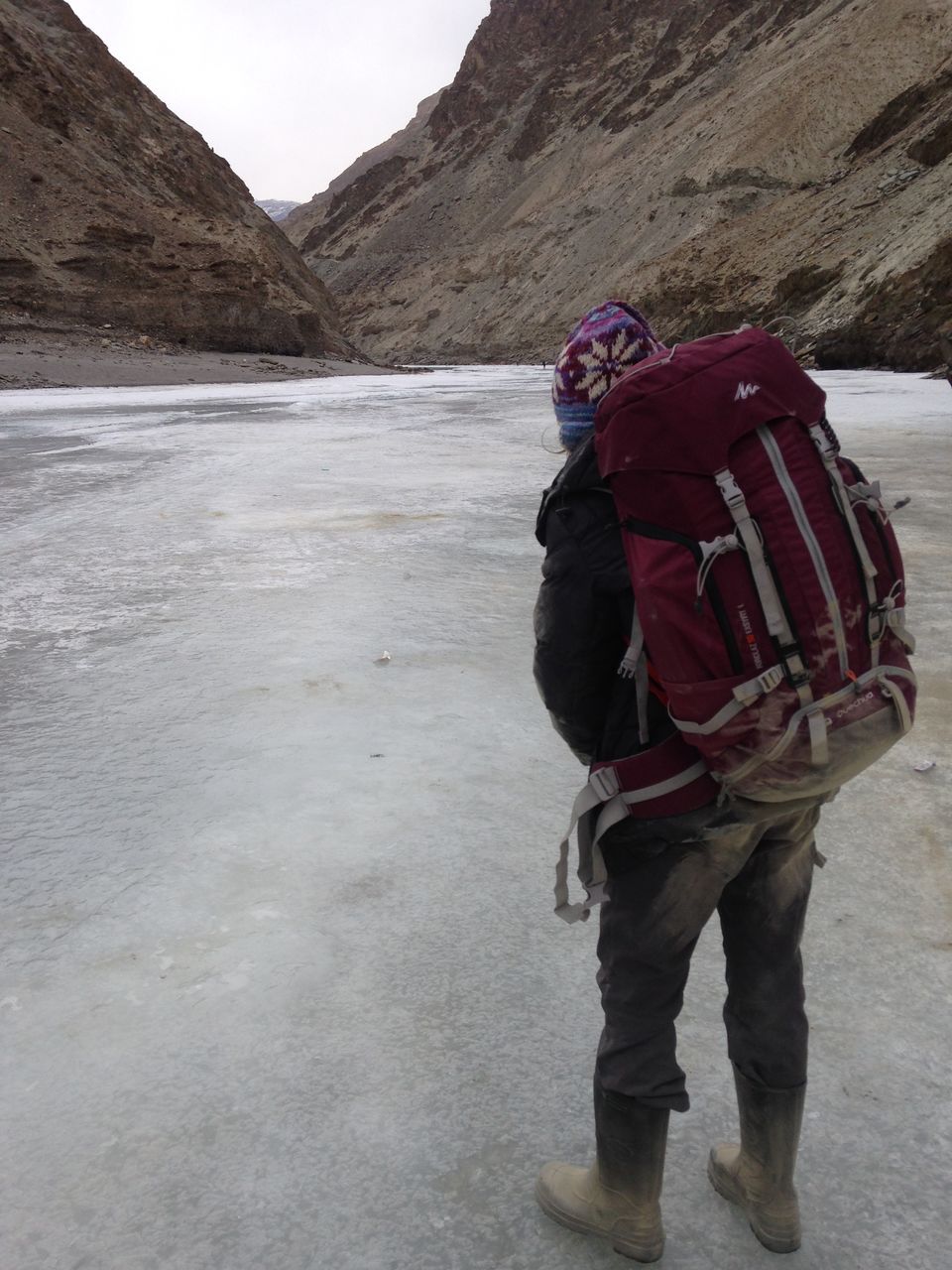 Photo of Slipping and sliding all the way - my Chadar trek, feb'16 8/38 by Susan Halfhide