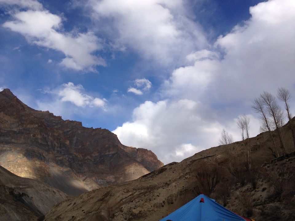 Photo of Slipping and sliding all the way - my Chadar trek, feb'16 15/38 by Susan Halfhide
