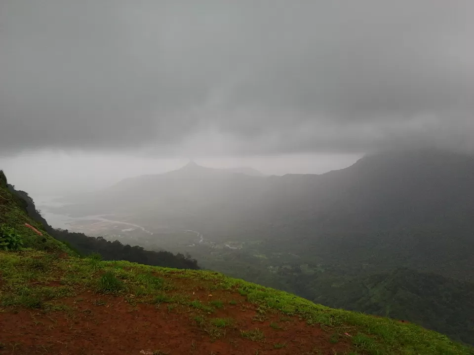 Photo of Matheran, Maharashtra, India by Manoj Bhatia