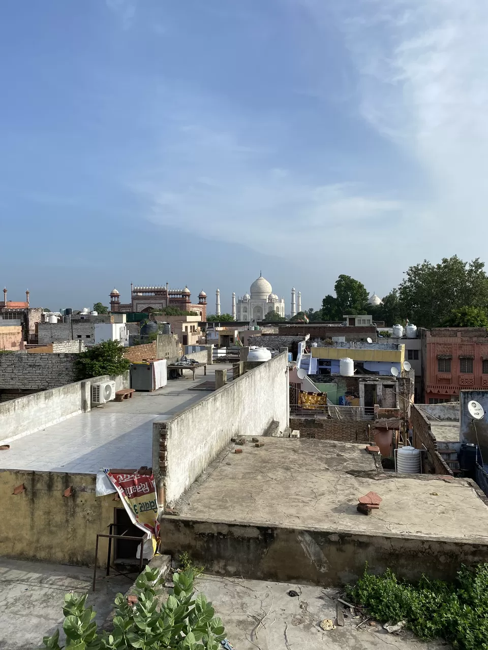 Photo of I Found a Budget-Friendly Stay in Agra With an Astonishing View of The Taj! by Shraddha Bansode 📸
