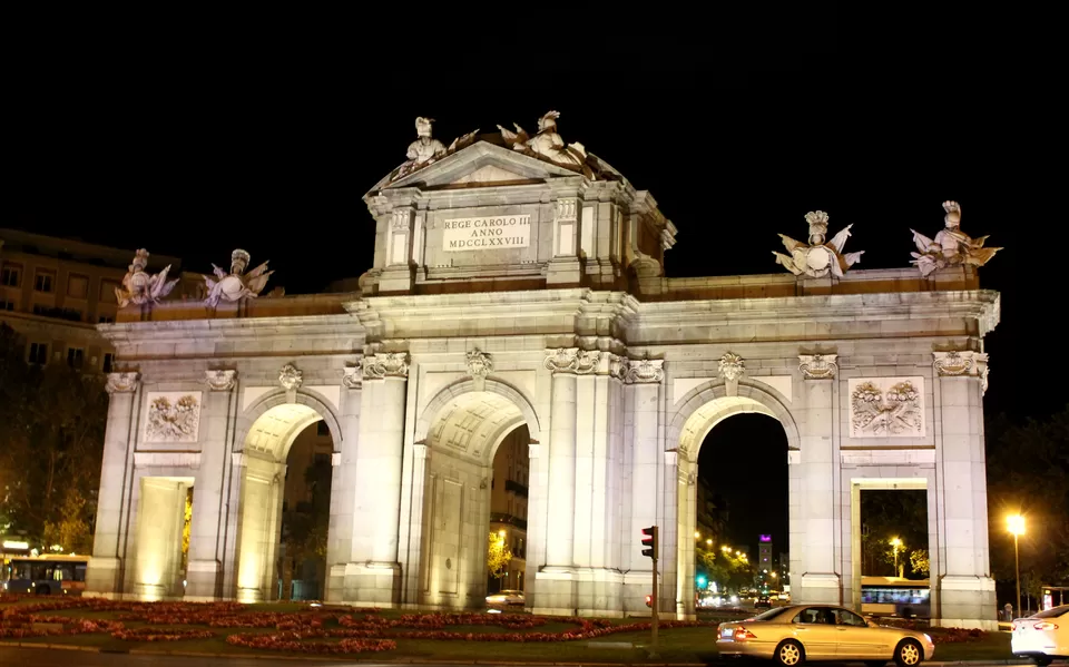 Photo of Puerta de Alcala, Spain by Prashant Pundir