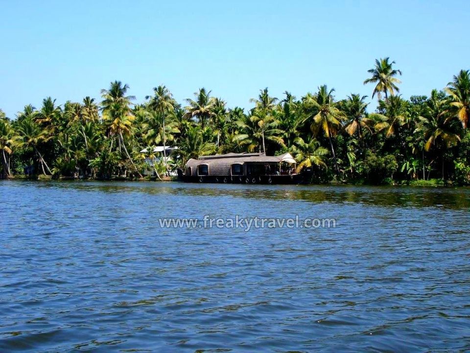 Photo of Alleppey, Kerala, India by Gautam Modi