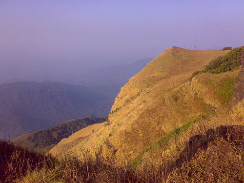 Photo of Kodachadri Peak, Valur, Karnataka, India by Achal Gupta