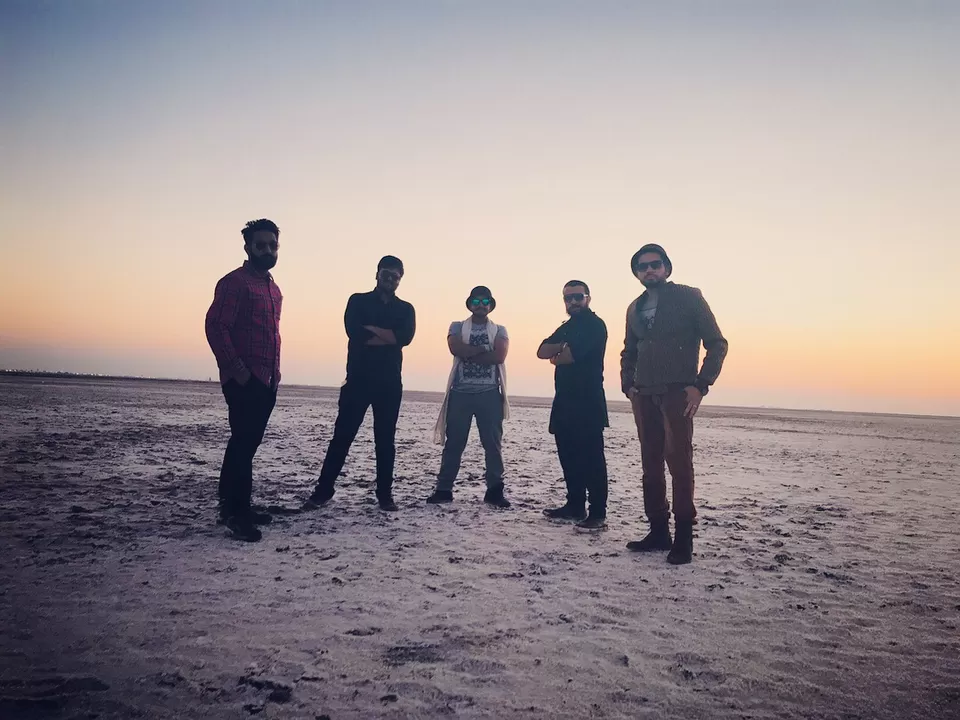 Photo of White Desert, Bhuj, Gujarat, India by NJ Vlogger