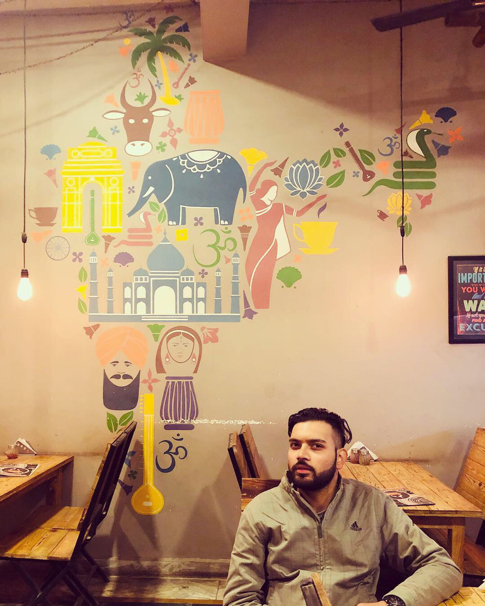 Photo of Chat Sang Cafe, Laxman Jhula, Rishikesh, Uttarakhand, India by NJ Vlogger
