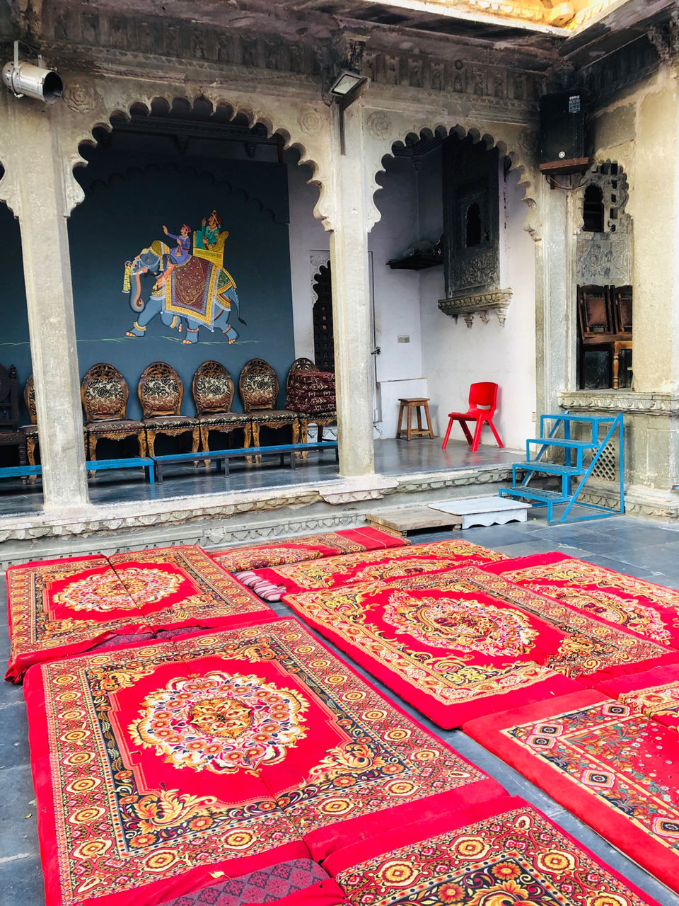 Photo of bagore ki haveli, Gangaur Ghat Marg, Hotel Gangaur Palace, Silawatwari, Udaipur, Rajasthan, India by NJ Vlogger
