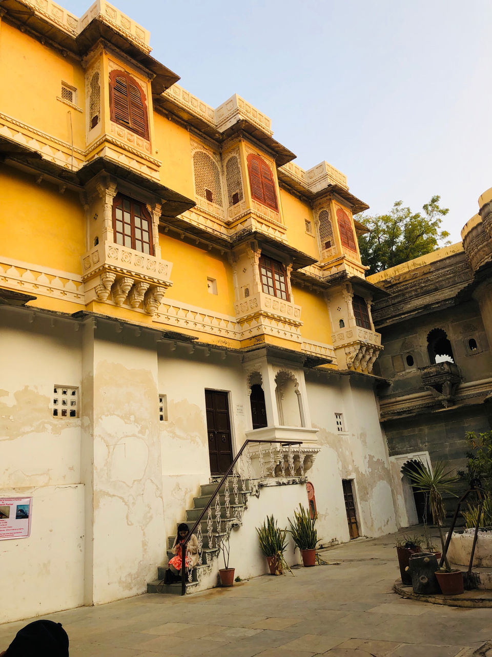 Photo of bagore ki haveli, Gangaur Ghat Marg, Hotel Gangaur Palace, Silawatwari, Udaipur, Rajasthan, India by NJ Vlogger