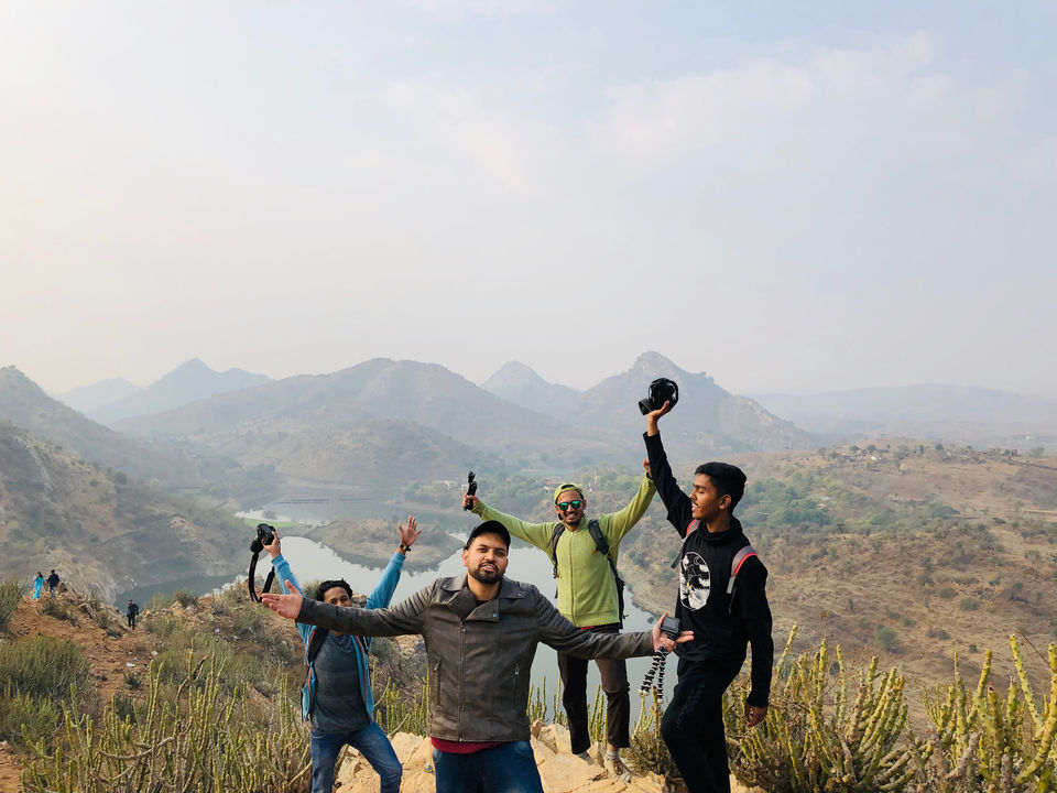 Photo of Bahubali Hills Udaipur, Morwaniya, Rajasthan, India by NJ Vlogger