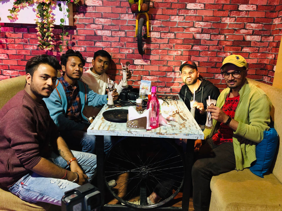 Photo of 7 bites cafe & disc, University Main Rd, North Ayad, Ayad, Pahada, Udaipur, Rajasthan, India by NJ Vlogger
