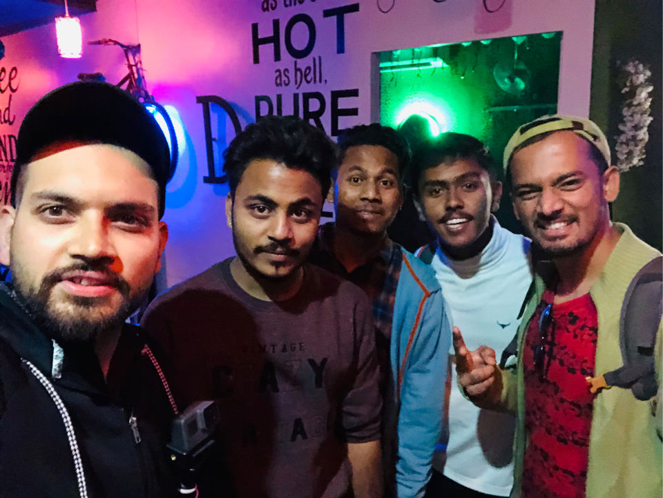 Photo of 7 bites cafe & disc, University Main Rd, North Ayad, Ayad, Pahada, Udaipur, Rajasthan, India by NJ Vlogger