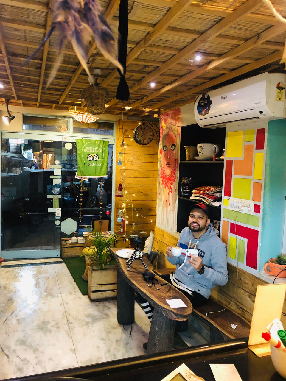 Photo of Cafe Grasswood, Gadiya Devra Marg, Chand Pole, Inside, Udaipur, Rajasthan, India by NJ Vlogger