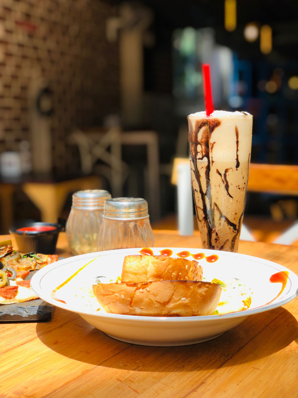 Photo of Roundup Cafe, 1st Cross Road, KHB Colony, 7th Block, Koramangala, Bengaluru, Karnataka, India by NJ Vlogger