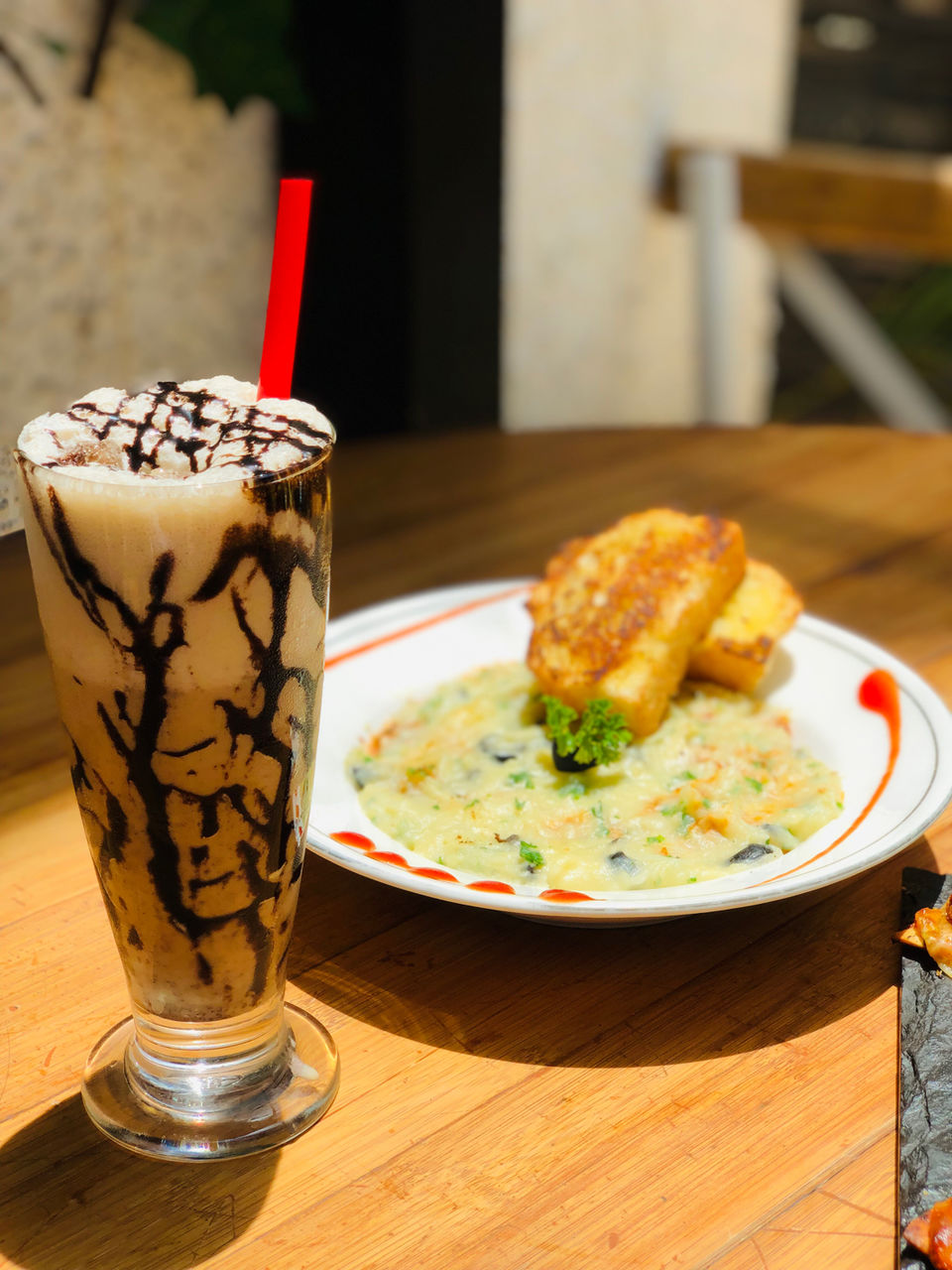 Photo of Roundup Cafe, 1st Cross Road, KHB Colony, 7th Block, Koramangala, Bengaluru, Karnataka, India by NJ Vlogger