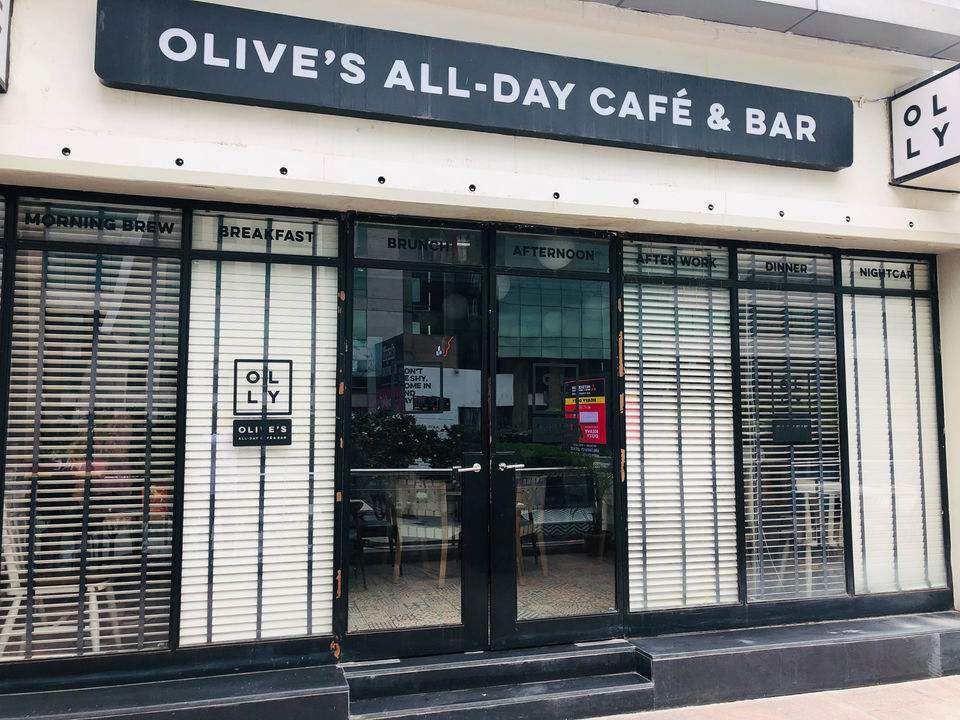 Photo of Olly, DLF Cyber City, DLF Phase 2, Sector 24, Gurugram, Haryana, India by NJ Vlogger