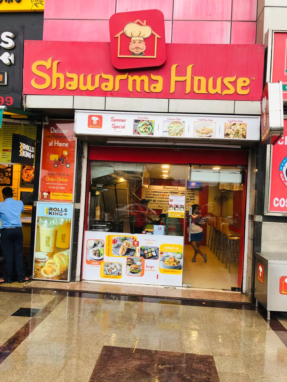 Photo of Shawarma House, Golf Course Road, Parsvnath Exotica, DLF Phase 5, Sector 53, Gurugram, Haryana, India by NJ Vlogger
