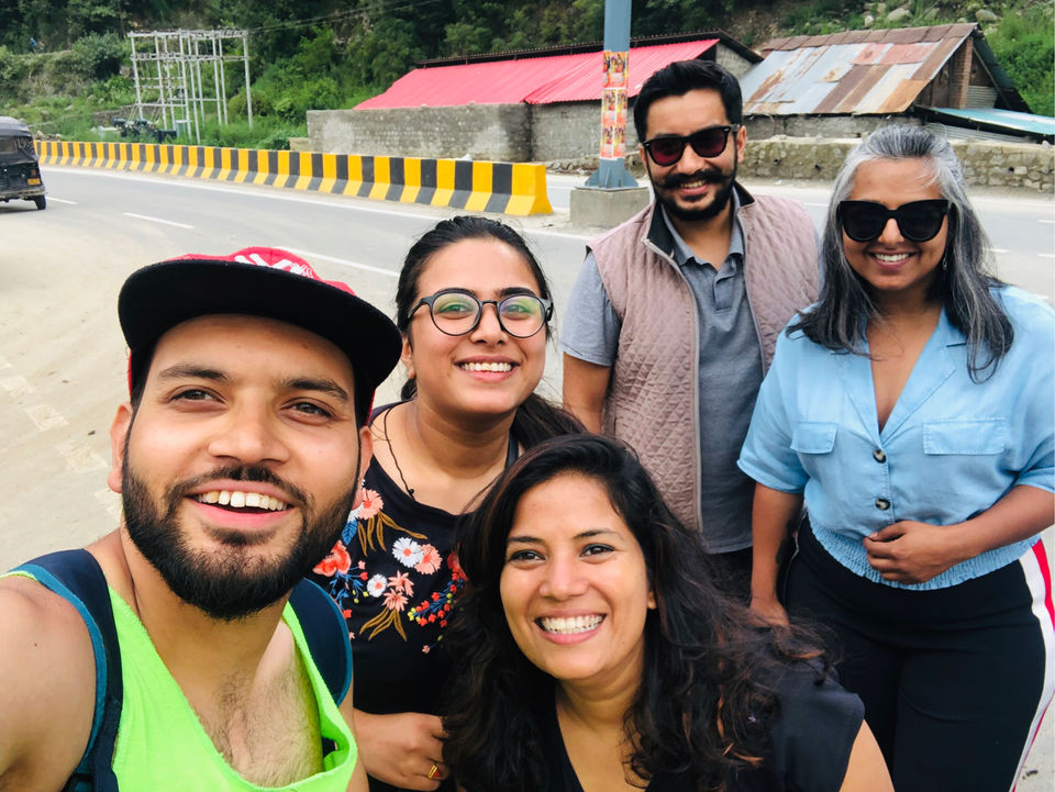 Photo of Fat Plate, Naggar Road, Shuru, Manali, Himachal Pradesh, India by NJ Vlogger