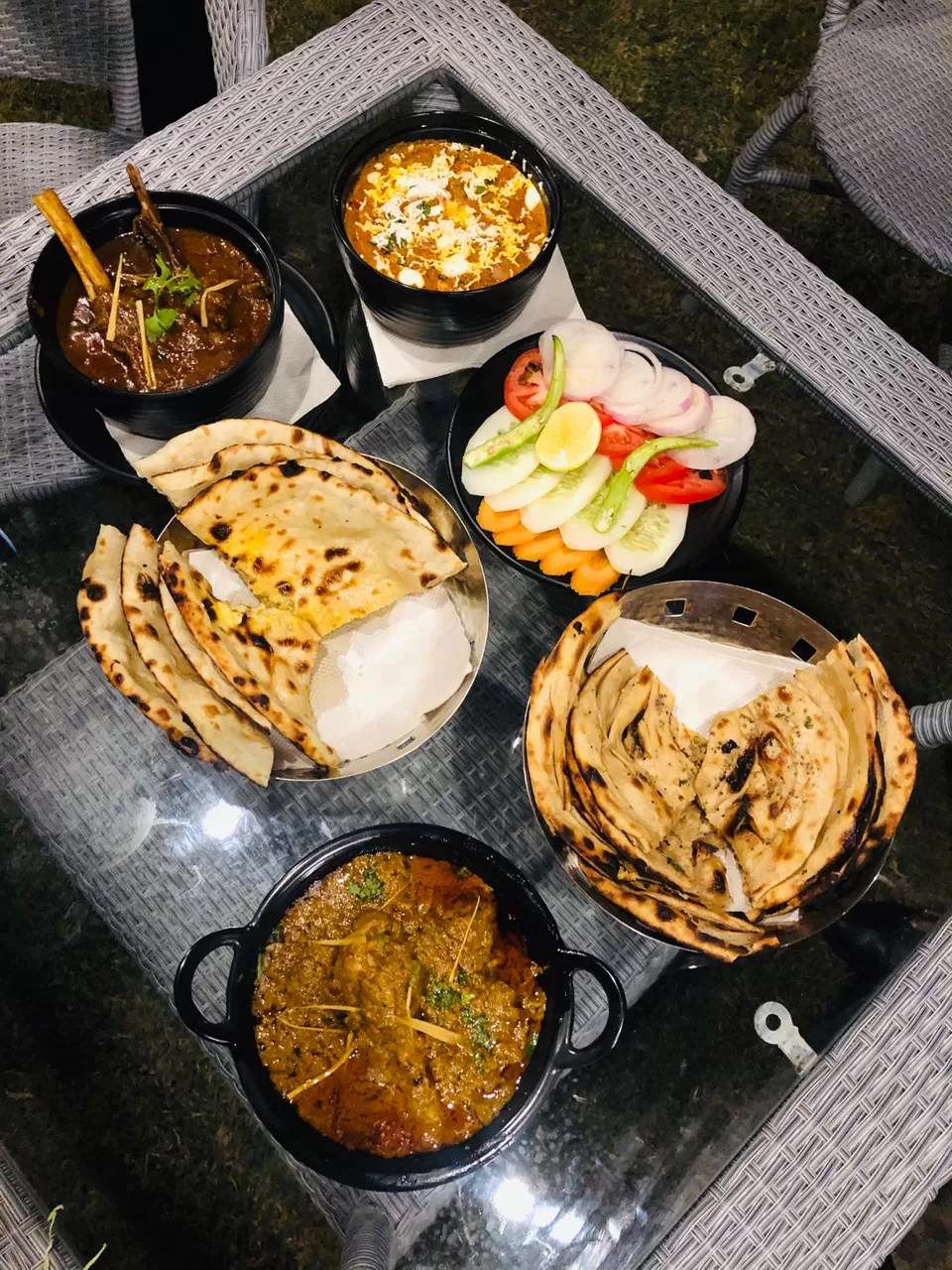 Photo of Agra Walk tour - Food, places n staycation under ₹2000 by NJ Vlogger