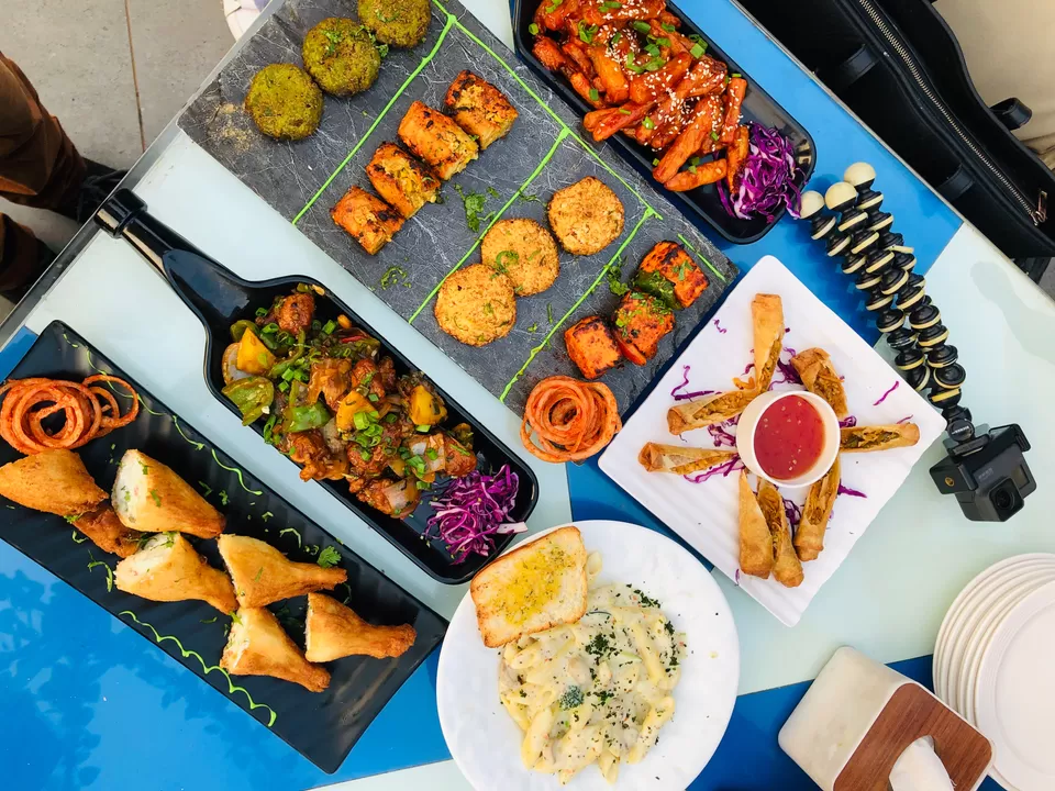 Photo of Markaz : Cafe & Lounge, Block C, Najafgarh Road Industrial Area, Delhi, India by NJ Vlogger