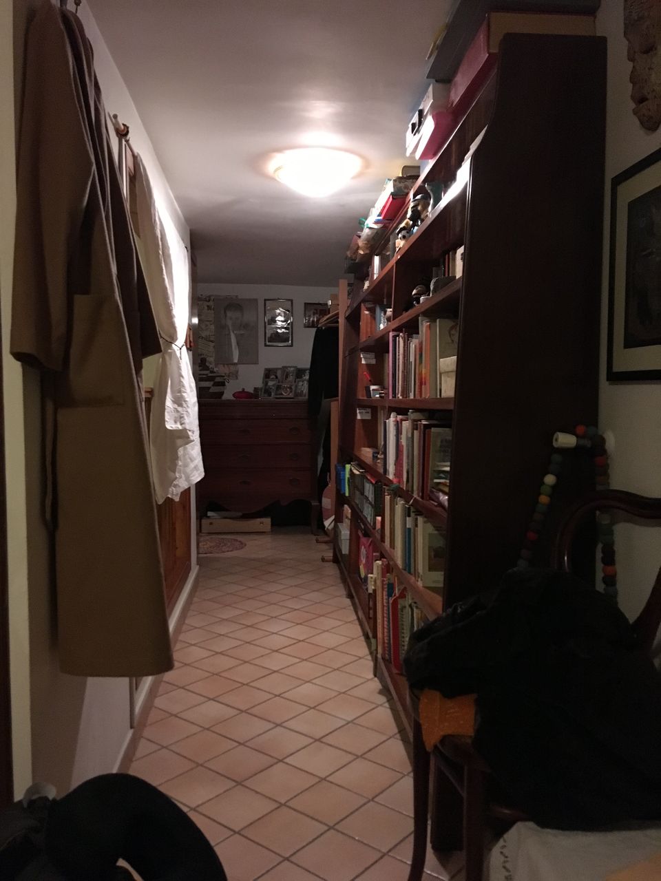 Photo of HOW WE NAVIGATED IN NAPLES TO OUR FIRST AIRBNB WITHOUT INTERNET by Preeti Singh