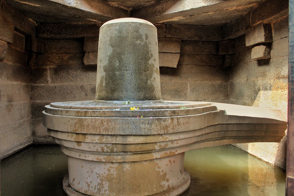 Photo of Shiva Temple, Hampi, Karnataka, India by Shilpa Shashidhar