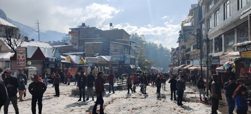 Photo of The ugly side of Manali - how our camera worth Rupees 40000 was stolen 1/1 by Yash Ahuja
