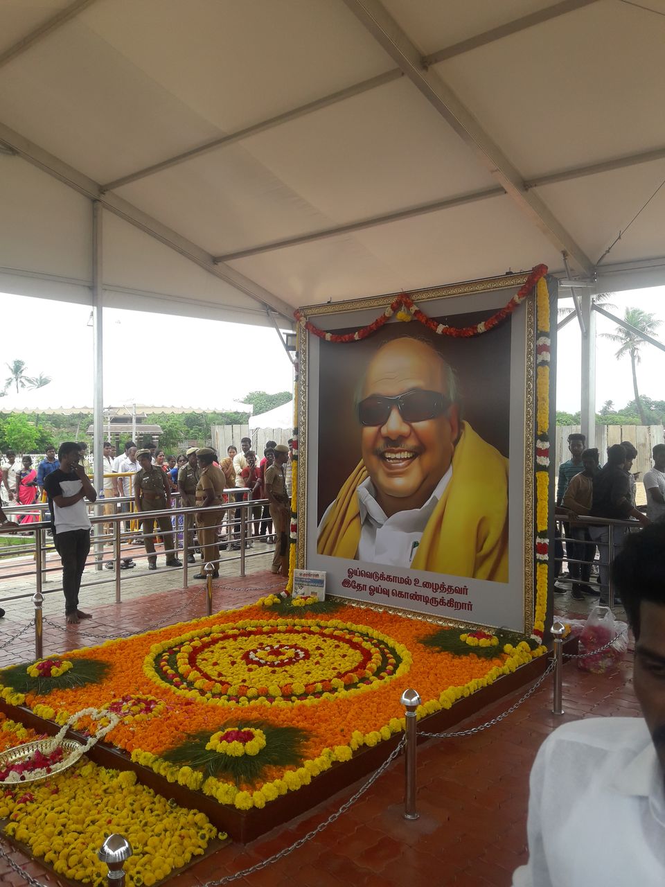 Photo of MGR Memorial, Marina Beach Road, Navalar Nagar, Chepauk, Triplicane, Chennai, Tamil Nadu, India by Santosh H