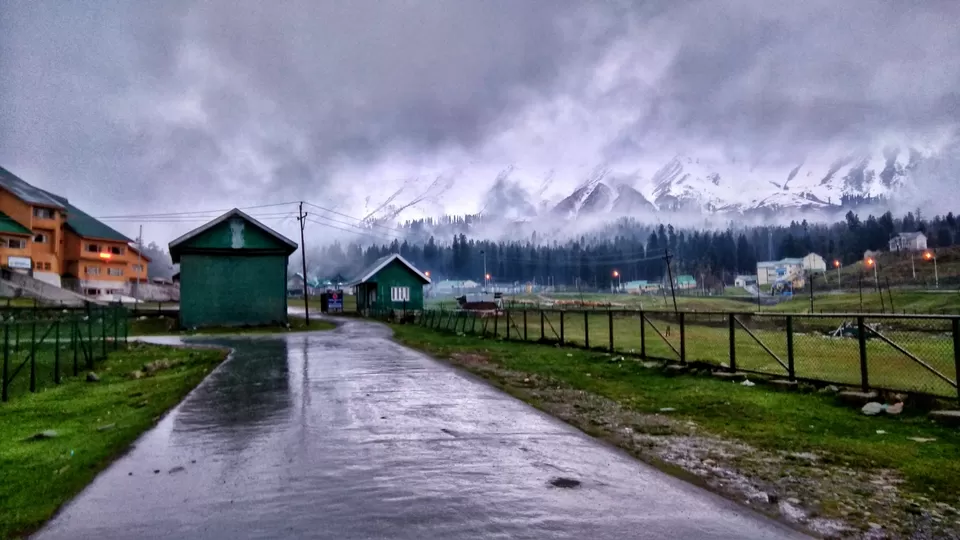 Photo of Gulmarg By Akash Mendpara