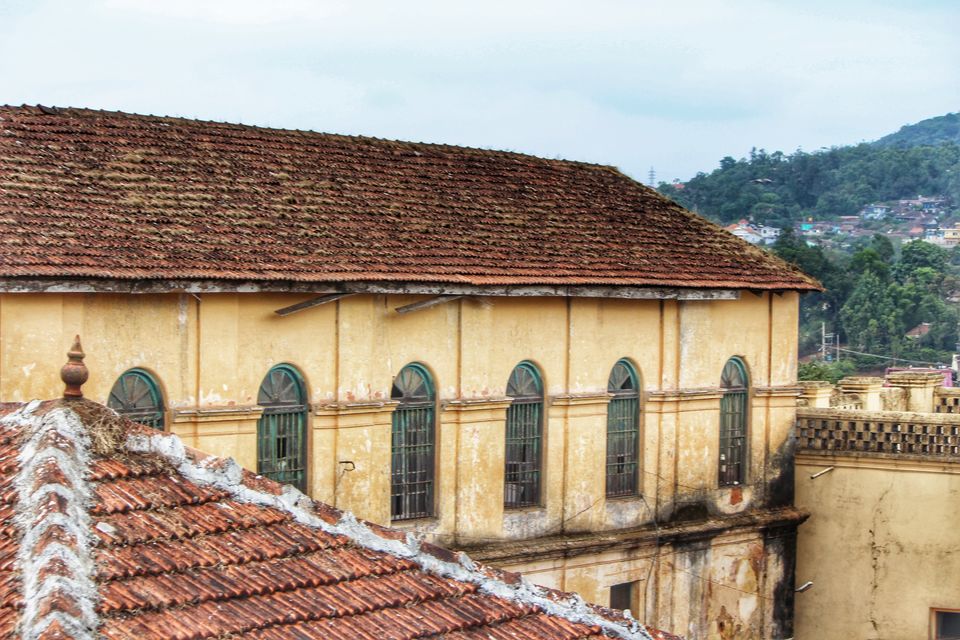 Photo of Madikeri Fort, Stuart Hill, Madikeri, Karnataka, India by Sharayu Bafna