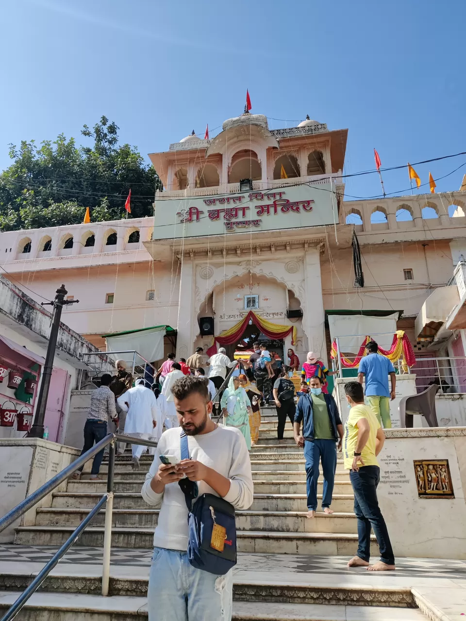 Photo of Brahma Temple, Pushkar, Rajasthan, India by Sharayu Bafna