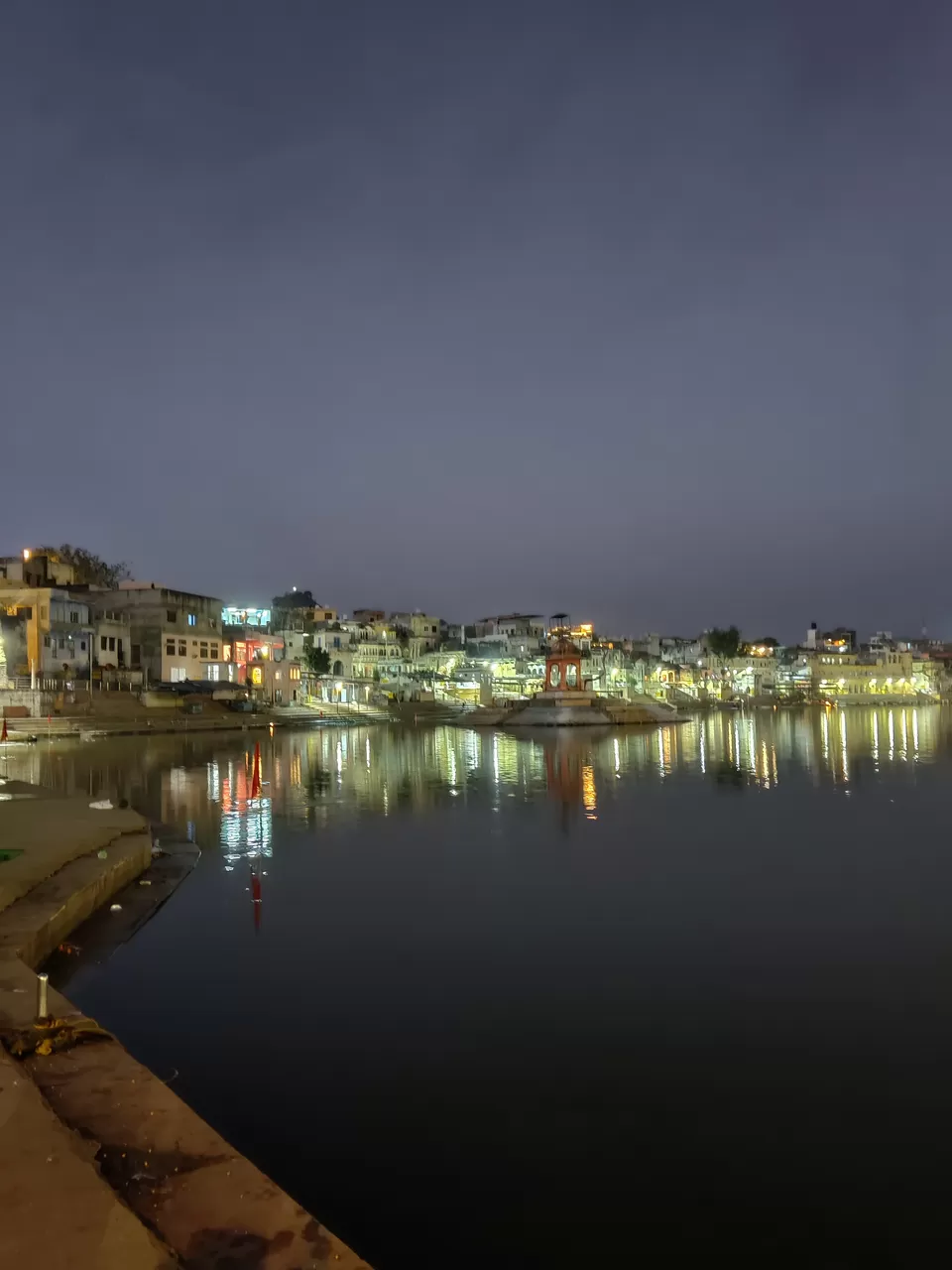 Photo of Pushkar Lake, Pushkar, Rajasthan by Sharayu Bafna