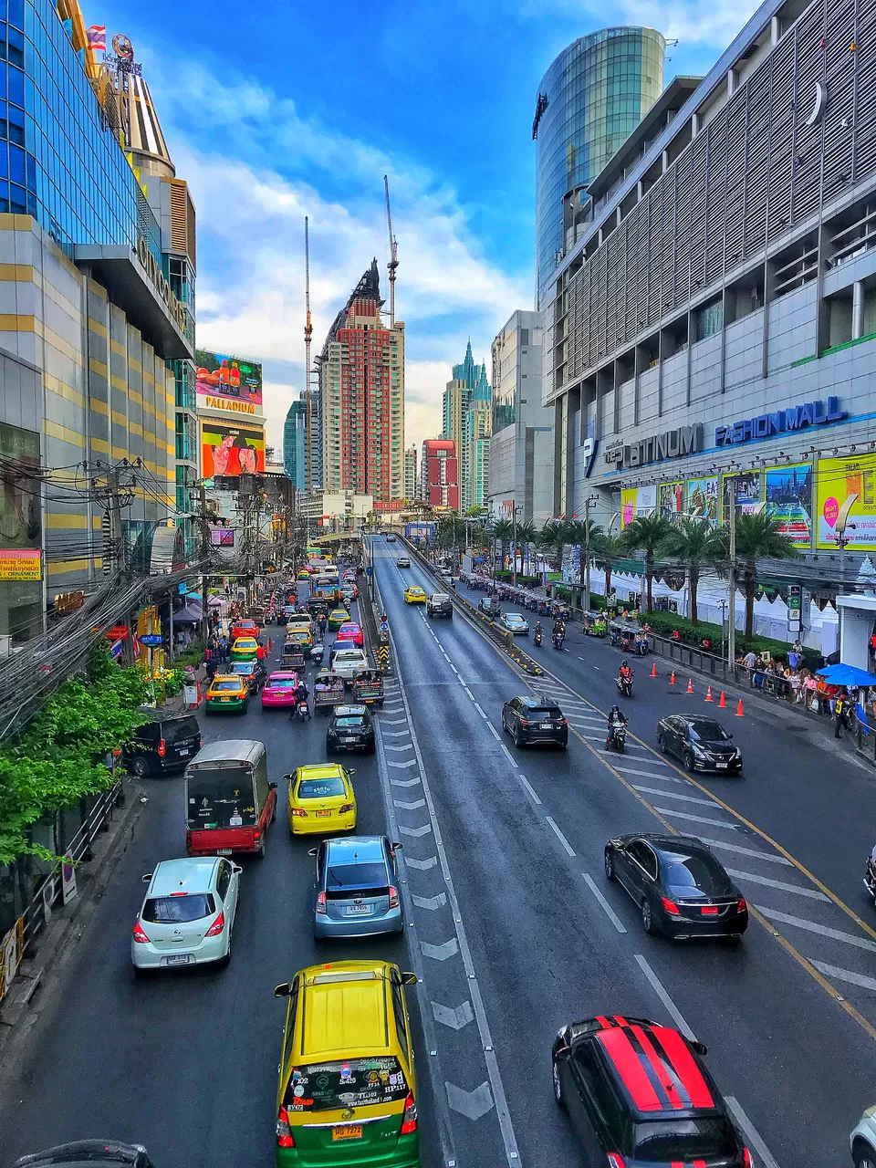 Photo of Platinum fashion mall, Phetchaburi Road, Thanon Phetchaburi, Ratchathewi, Bangkok, Thailand by Shraddha Chauhan