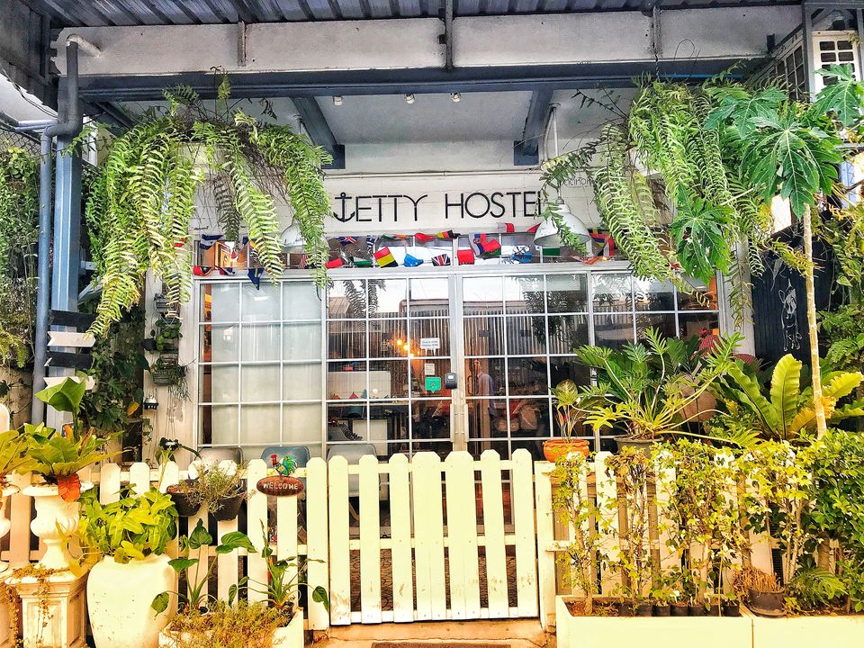 Photo of Jetty huahin hostel (บ้านทะเลหัวหิน) Nares Damri Alley, Hua Hin, Hua Hin District, Prachuap Khiri Khan, Thailand by Shraddha Chauhan
