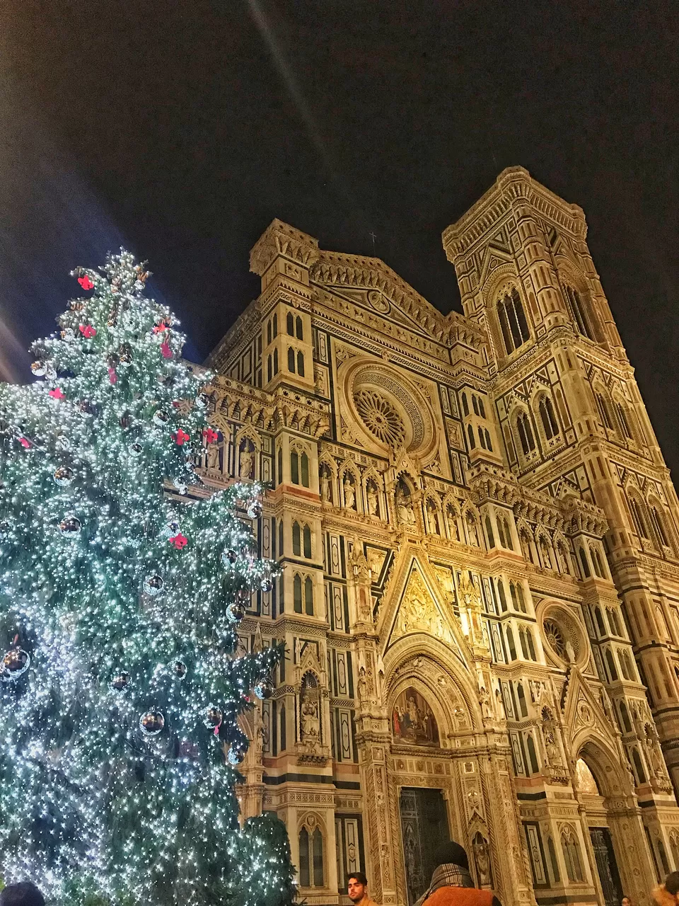 Photo of Cathedral of Santa Maria del Fiore, Piazza del Duomo, Florence, Metropolitan City of Florence, Italy by Shraddha Chauhan