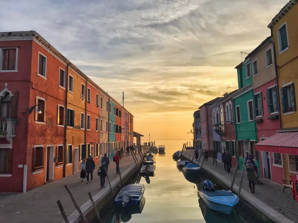 Photo of Burano, Venice, Metropolitan City of Venice, Italy by Shraddha Chauhan
