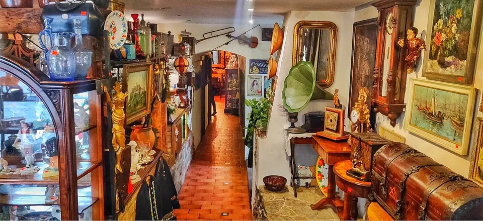 Photo of Café L'aura, Rudnayovo námestie, Bratislava, Slovakia by Shraddha Chauhan