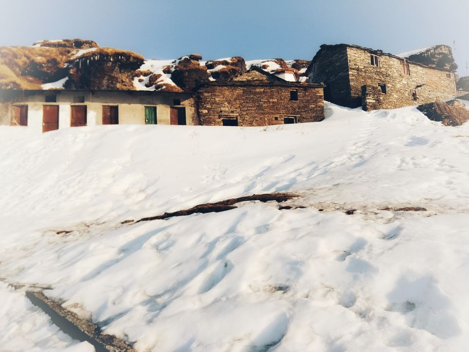 Photo of A BIKE TRIP TO CHOPTA, TUNGNATH AND CHANDRASHILA. (WORLD'S HIGHEST SHIV TEMPLE) 4/5 by Deep Shikha Singh