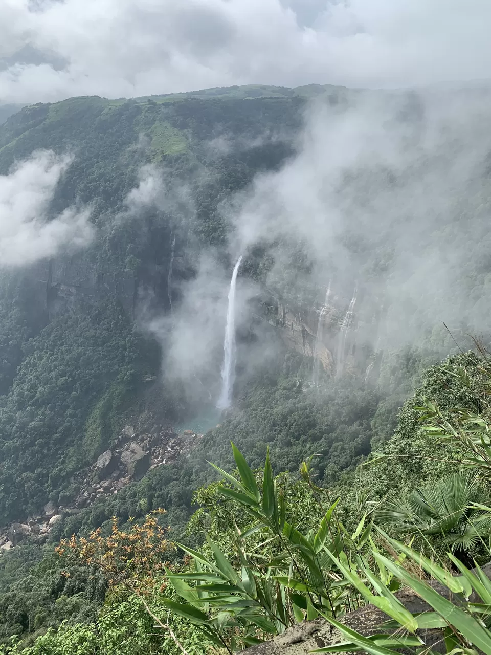 Photo of Cherrapunjee, Meghalaya, India by Praising Nature