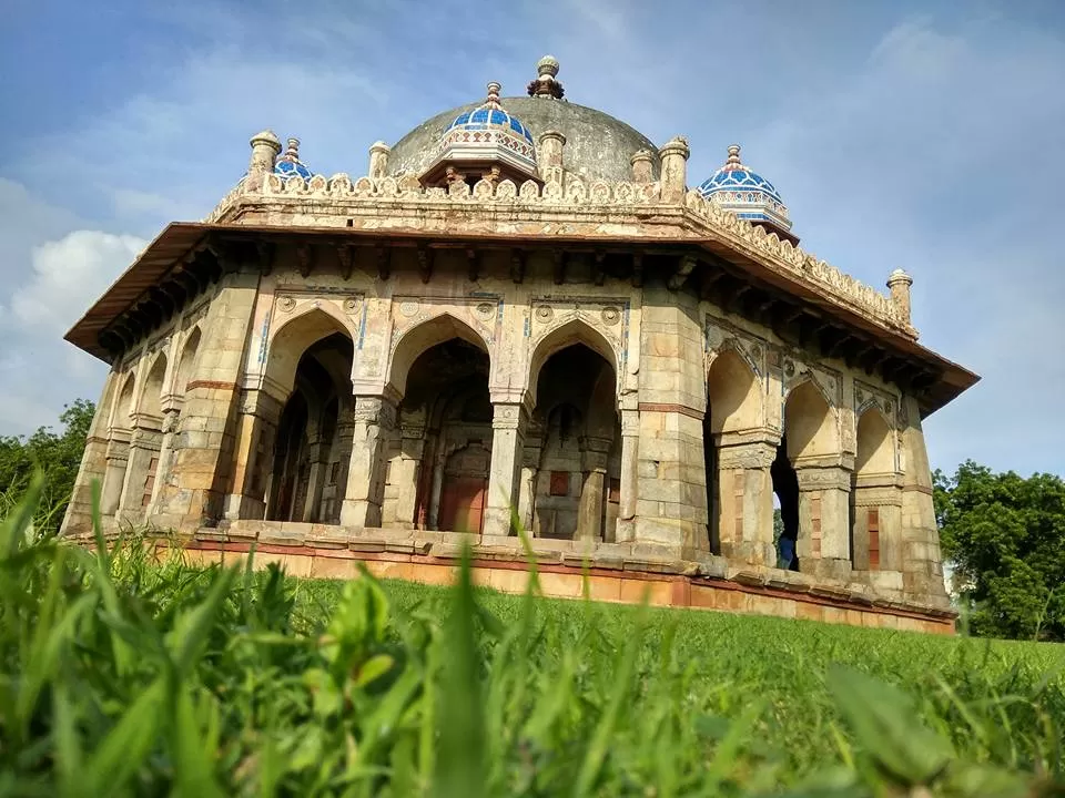 Photo of Isa Khan's Tomb, Nizamuddin, Nizamuddin East, New Delhi, Delhi, India by Sharayu 