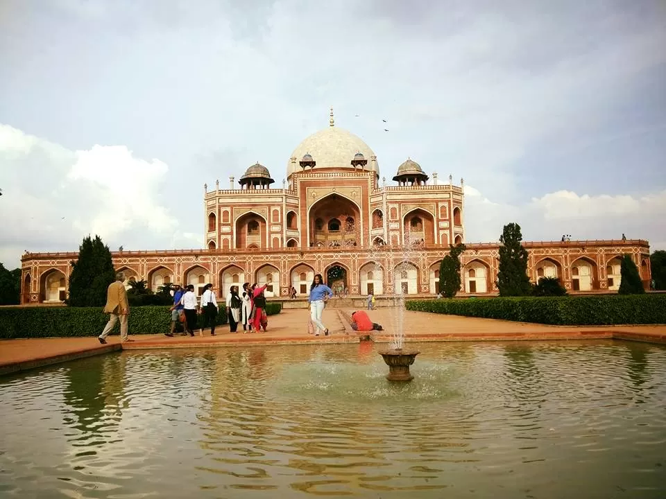Photo of Isa Khan's Tomb, Nizamuddin, Nizamuddin East, New Delhi, Delhi, India by Sharayu 