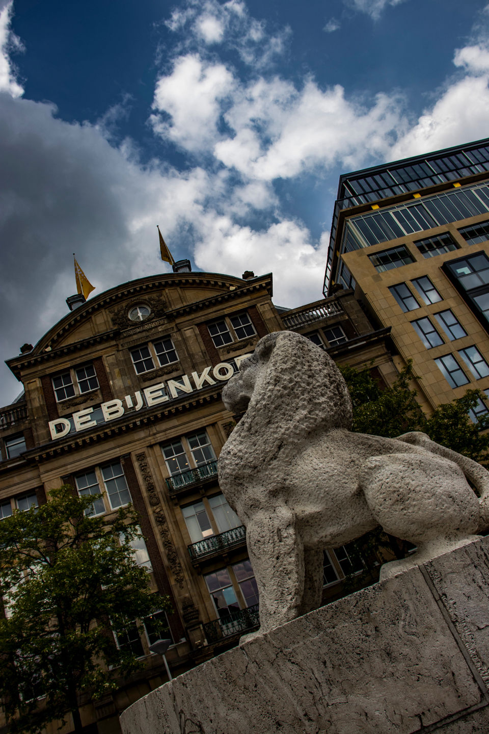Photo of Amsterdam by Santhosham