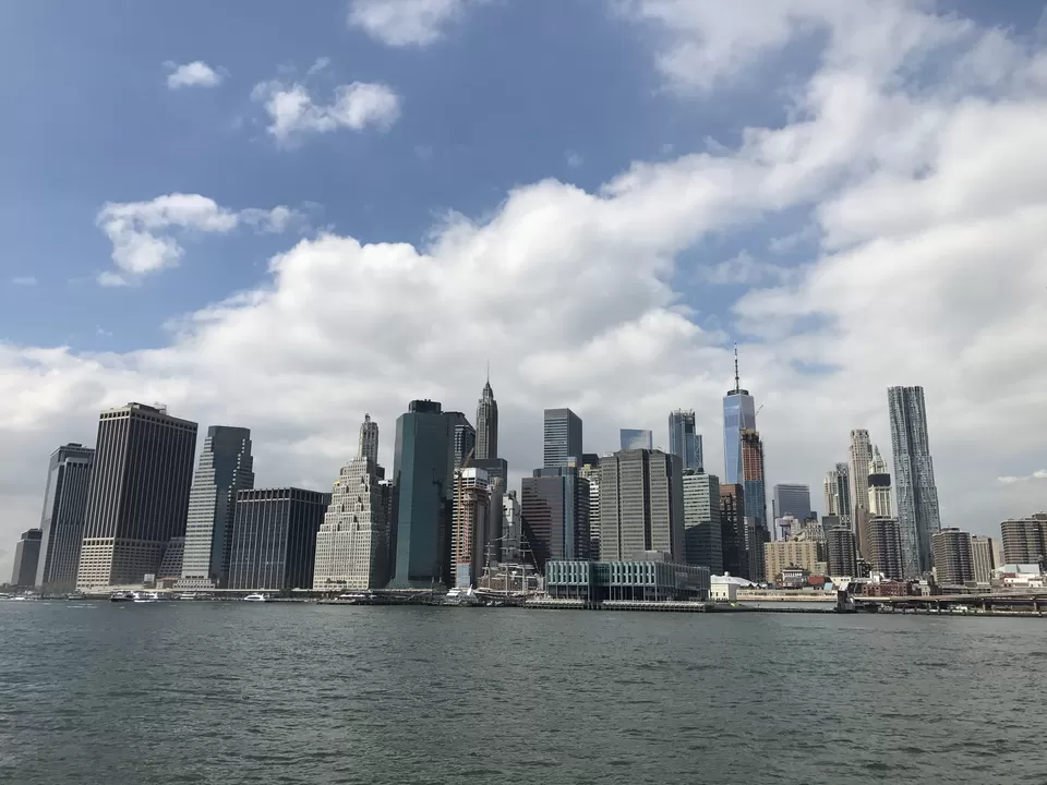 Photo of Brooklyn Bridge Park Greenway, Brooklyn, NY, USA by Su Bhatnagar